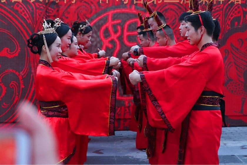 valentines-day-by-Caixin-Global